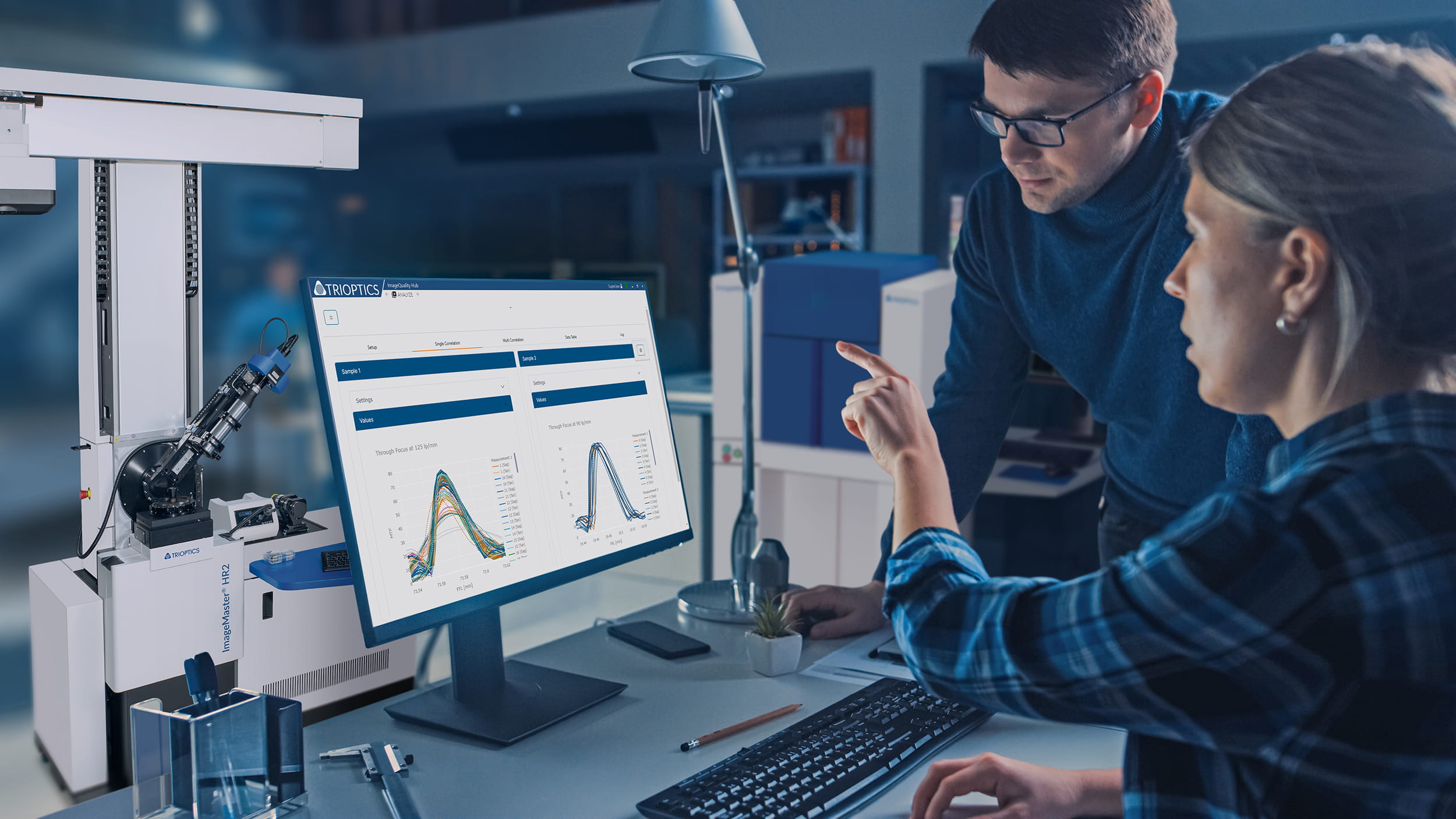 Ingenieure mit ImageQuality Hub und ImageMaster®